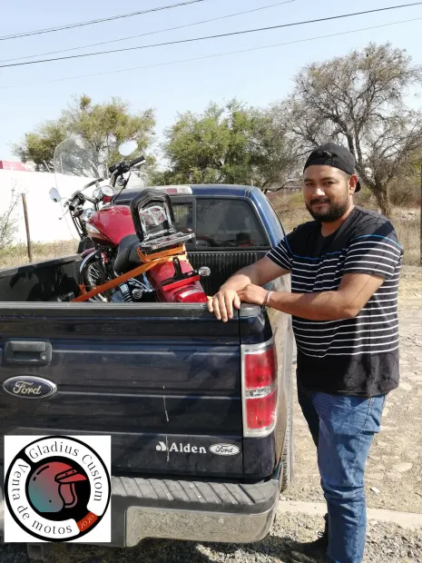 Moto entregada por Gladius Custom Bajío